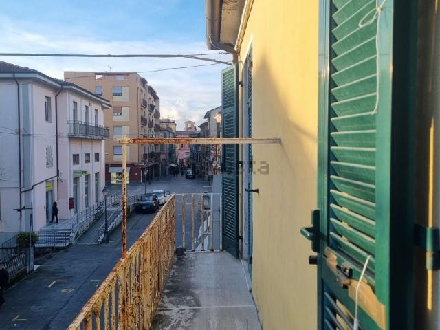Attico in vendita a Sarzana, Liguria