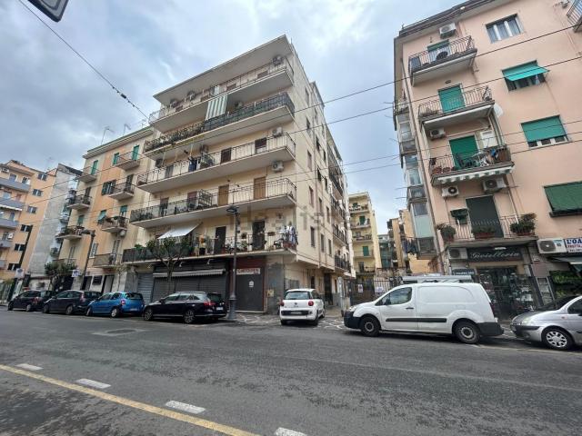 Appartamento in vendita a Portici, Napoli