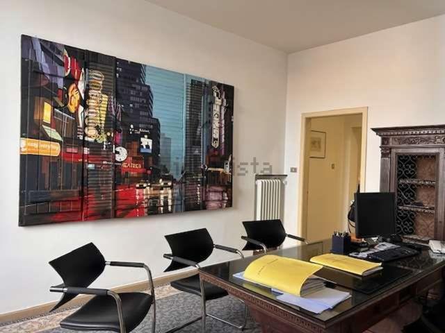 Appartamento in vendita a Centro Storico, Modena