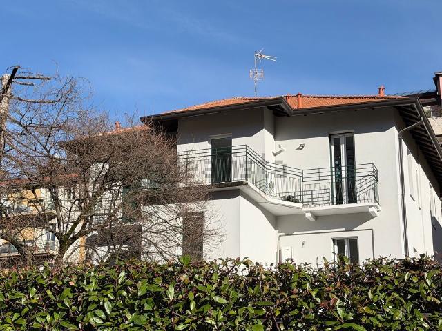 Attico in vendita a Volta-Prealpi, Saronno