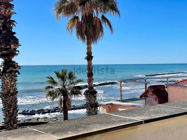 Appartamento in vendita a Riva Ligure, Provincia di Imperia