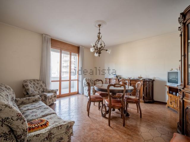 Appartamento in vendita a Mirabello, Re