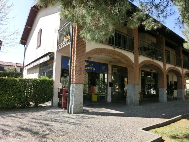 Appartamento in vendita a Alzate Brianza, Lombardia