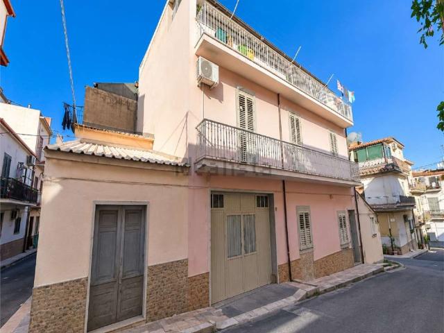 Appartamento in vendita a Comiso, Ragusa