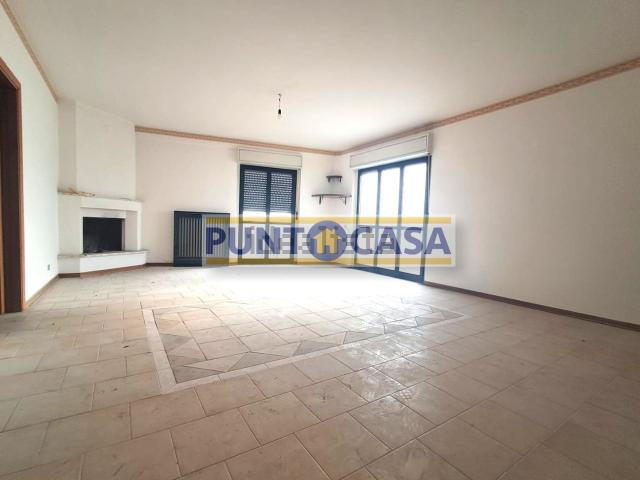 Appartamento in vendita a Teramo, Abruzzo