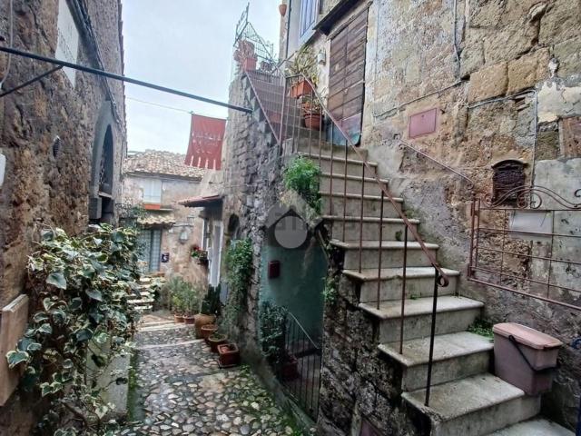 Appartamento in vendita a Calcata, Lazio