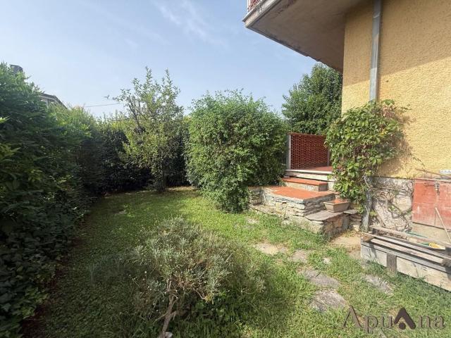 Appartamento in vendita a San Lorenzo, Marina Di Massa
