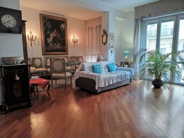 Appartamento in vendita a Centro, Monte Argentario