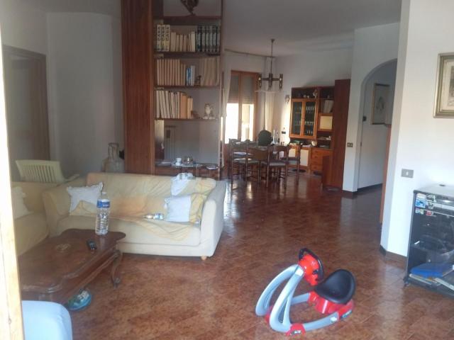 Appartamento in vendita a Centro, Poggibonsi