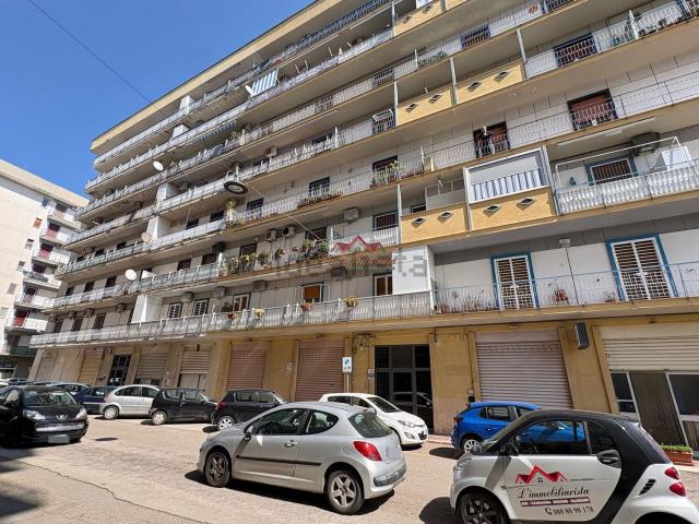 Appartamento in vendita a Municipio 3, Puglia