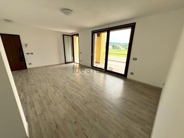 Appartamento in vendita a Oneda, Sesto Calende