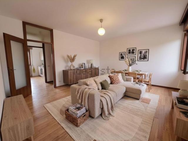 Appartamento in vendita a Velate, Varese