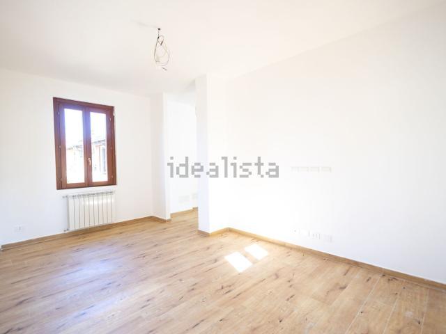 Appartamento in vendita a Giussano, Lombardia