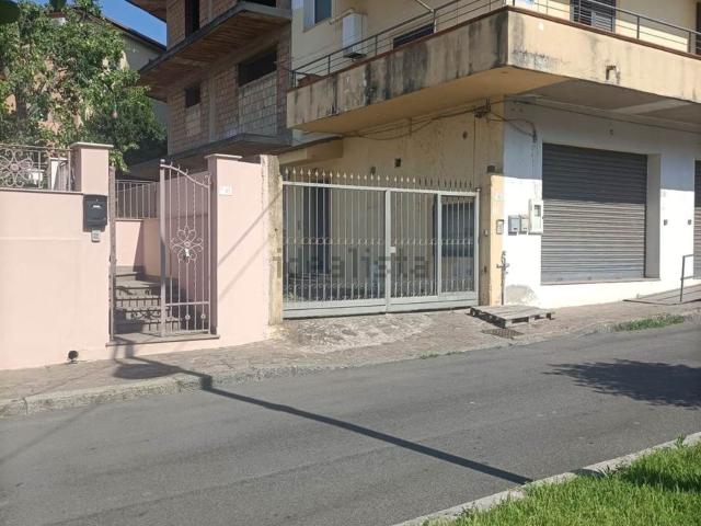 Appartamento in vendita a Calabria, Reggio Calabria