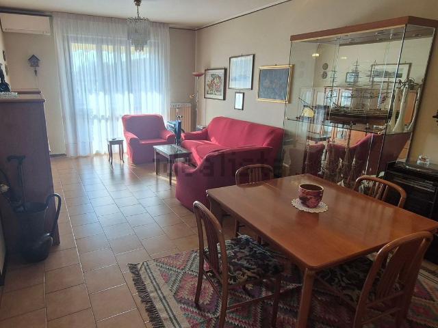 Appartamento in vendita a Piemonte, Novara