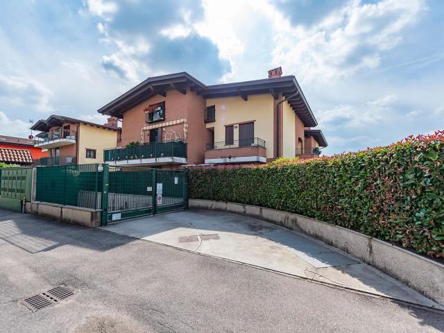 Appartamento in vendita a Pagliera, Lainate