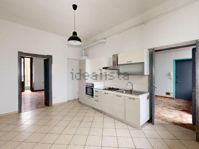 Appartamento in vendita a Tradate, Lombardia