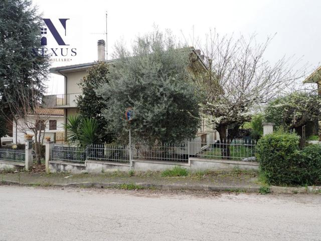 Appartamento in vendita a Monte Porzio, Pesaro e Urbino