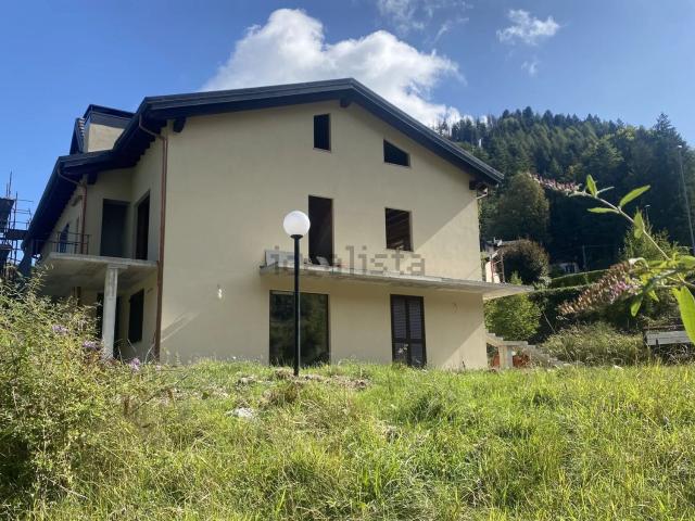 Appartamento in vendita a Lanzo d'Intelvi, Como