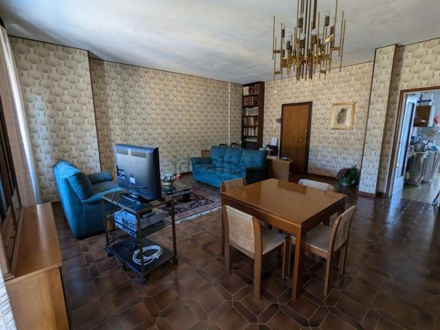 Appartamento in vendita a Cascina Ricamata, Stradella