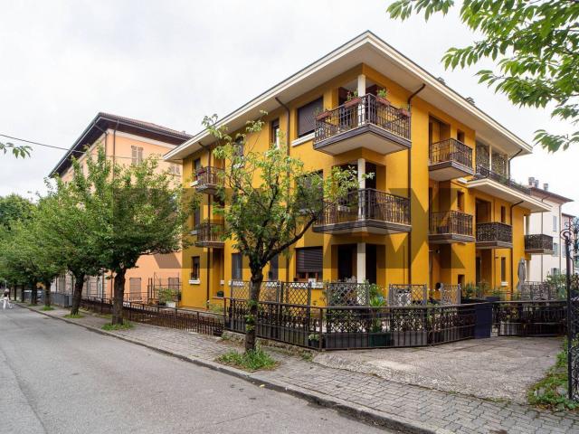 Appartamento in vendita a Borgo Val di Taro, Parma