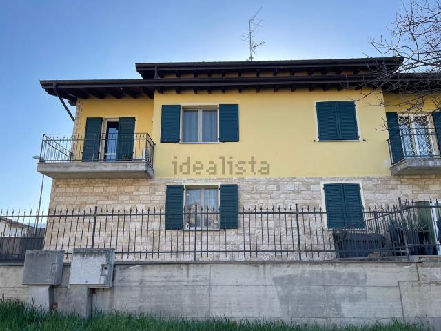 Appartamento in vendita a Unione dei comuni del Distretto Ceramico, Prignano Sulla Secchia