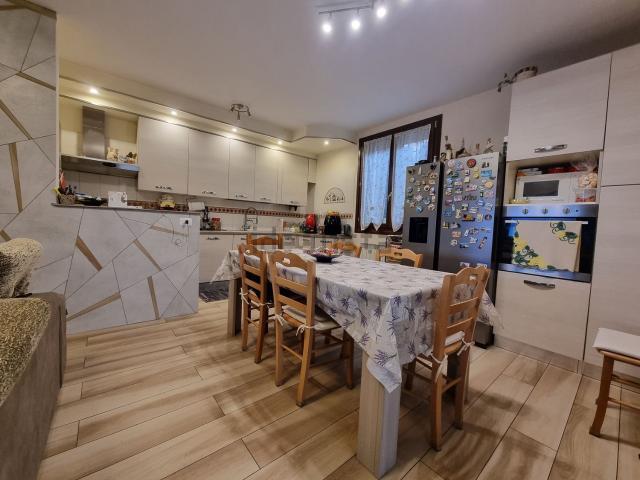 Appartamento in vendita a Unione dei comuni del Distretto Ceramico, Sassuolo