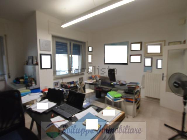 Appartamento in vendita a Marina di sotto, Marche