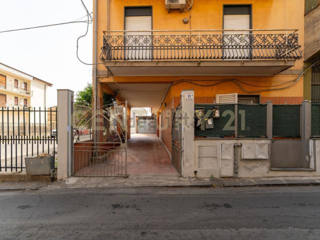 Appartamento in vendita a Librino, Catania