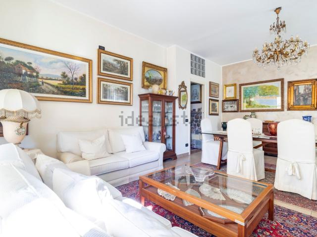Appartamento in vendita a Villaggio Trieste, Cantù