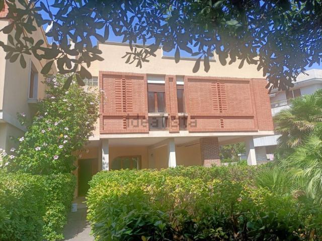Appartamento in vendita a Taranto