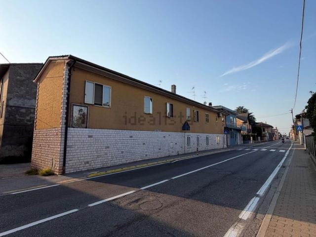 Appartamento in vendita a Cignone, Corte de' Cortesi con Cignone