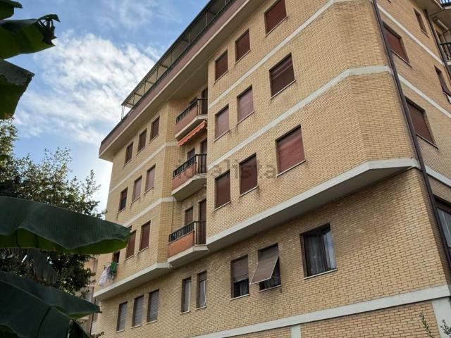 Appartamento in vendita a Zecca, Massa