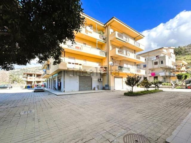 Appartamento in vendita a Cetraro Paese, Calabria
