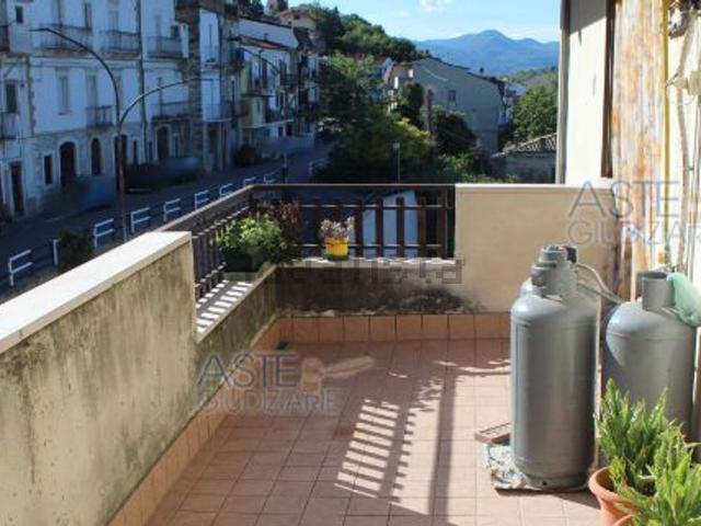 Appartamento in vendita a Centro storico, Bomba