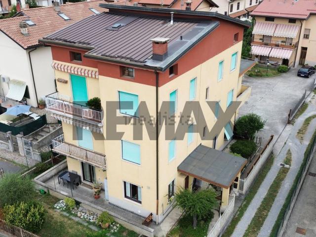 Appartamento in vendita a Rossera, Villa d'Adda