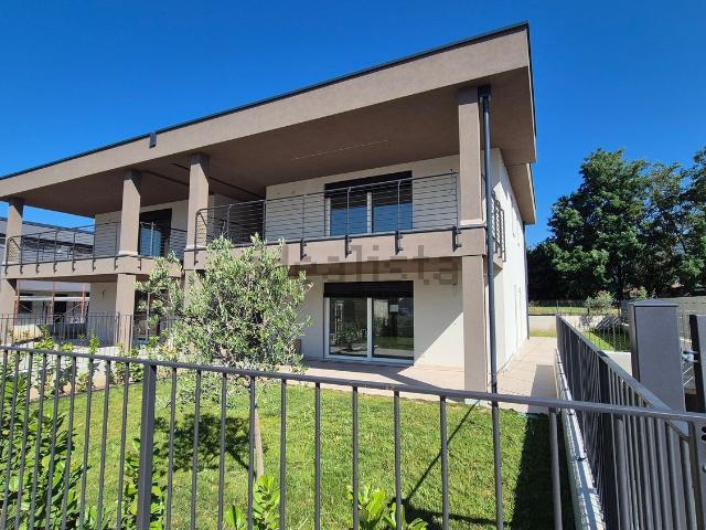 Appartamento in vendita a Gazzoli, Costermano