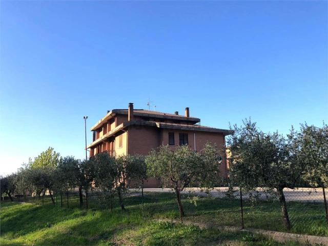 Appartamento in vendita a Izzalini, Umbria