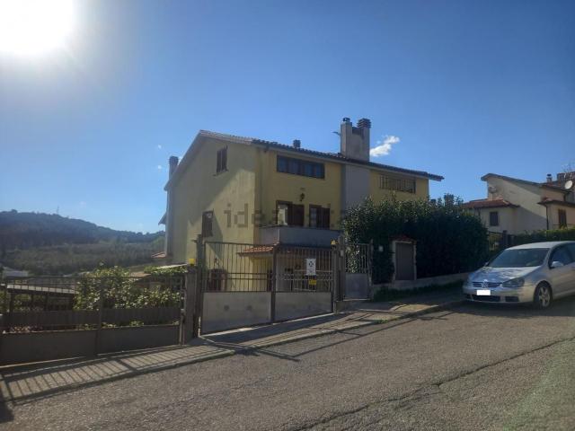 Appartamento in vendita a Amelia, Umbria
