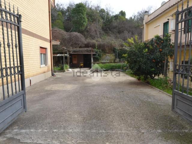 Appartamento in vendita a Villa Adriana, Roma Capitale