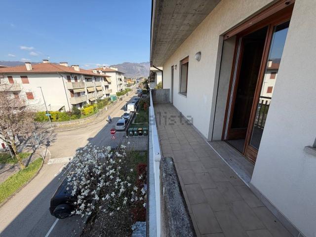 Appartamento in vendita a Romano D'ezzelino, Veneto
