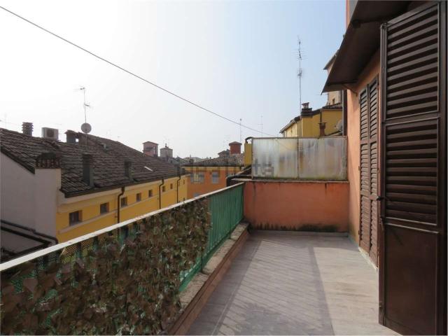 Attico in vendita a Centro Storico, Modena