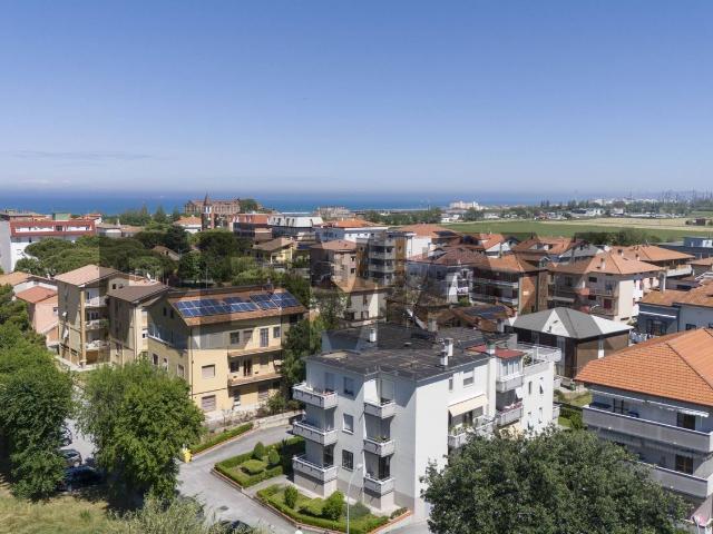 Appartamento in vendita a Marina di Montemarciano, Montemarciano