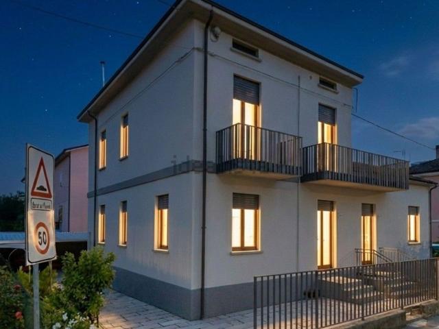Appartamento in vendita a Calcinari, Marche