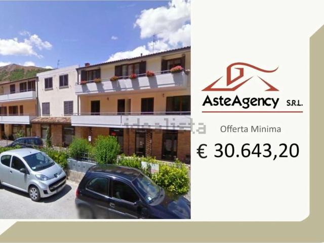Appartamento in vendita a Cappuccini, Marche