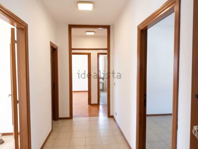 Appartamento in vendita a Montefano, Macerata