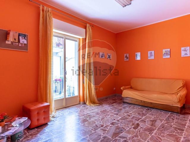 Appartamento in vendita a Francavilla Di Sicilia, Sicilia