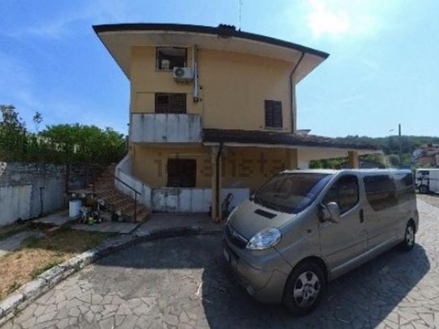 Appartamento in vendita a Peci / Peč, Savogna d'Isonzo / Sovodnje ob Soči