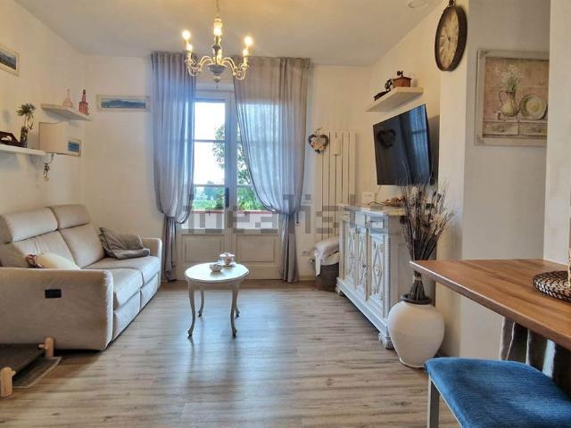 Appartamento in vendita a Camaiore, Toscana