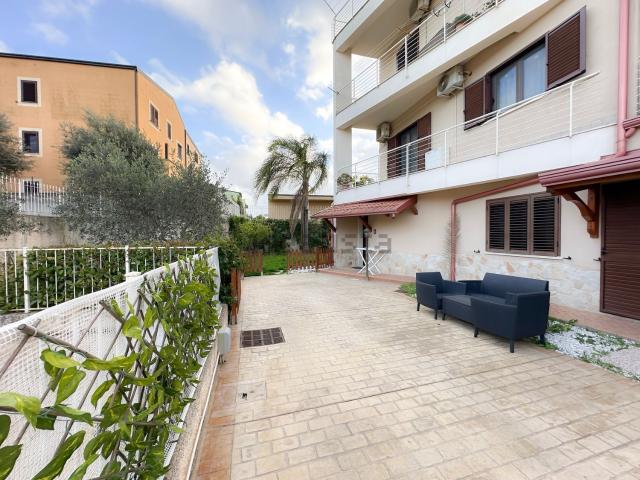 Appartamento in vendita a Calabria, Crotone